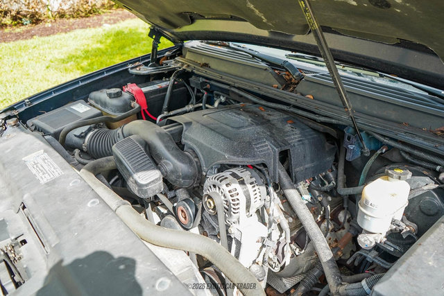 Used 2009 Cadillac Escalade AWD image 16