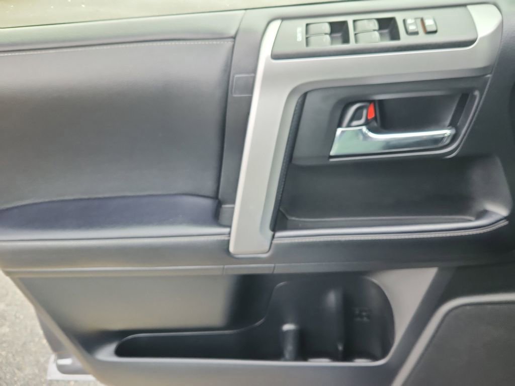 Used 2022 Toyota 4Runner TRD Sport image 9