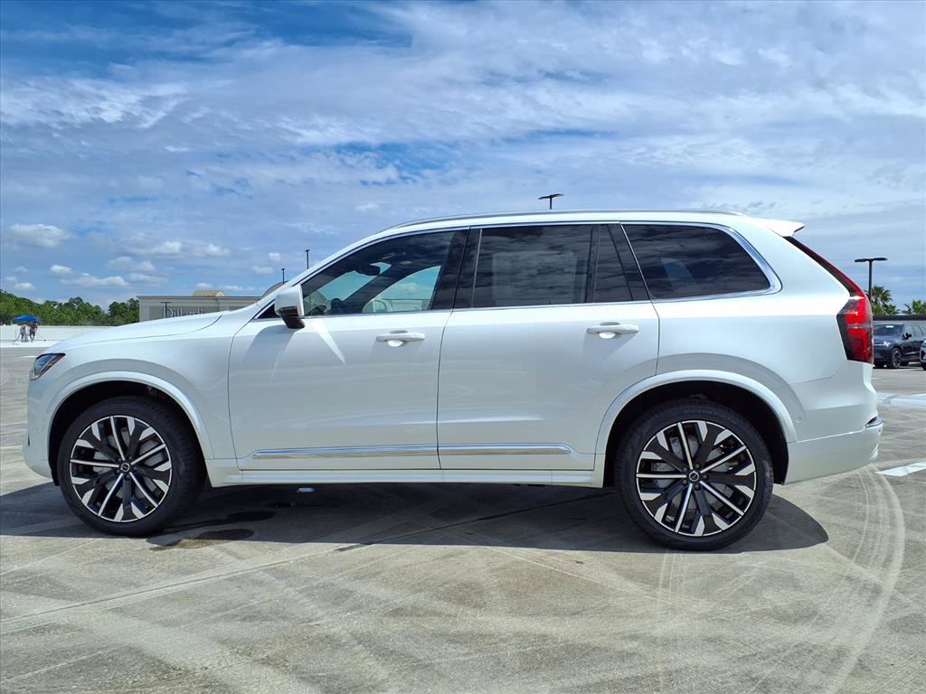 New 2026 Volvo XC90 B5 Plus w/ Protection Package Premier AWD/4WD image 4
