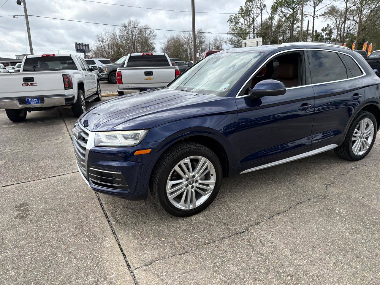 Used 2018 Audi Q5 2.0T Premium Plus w/ Premium Plus Package image 3