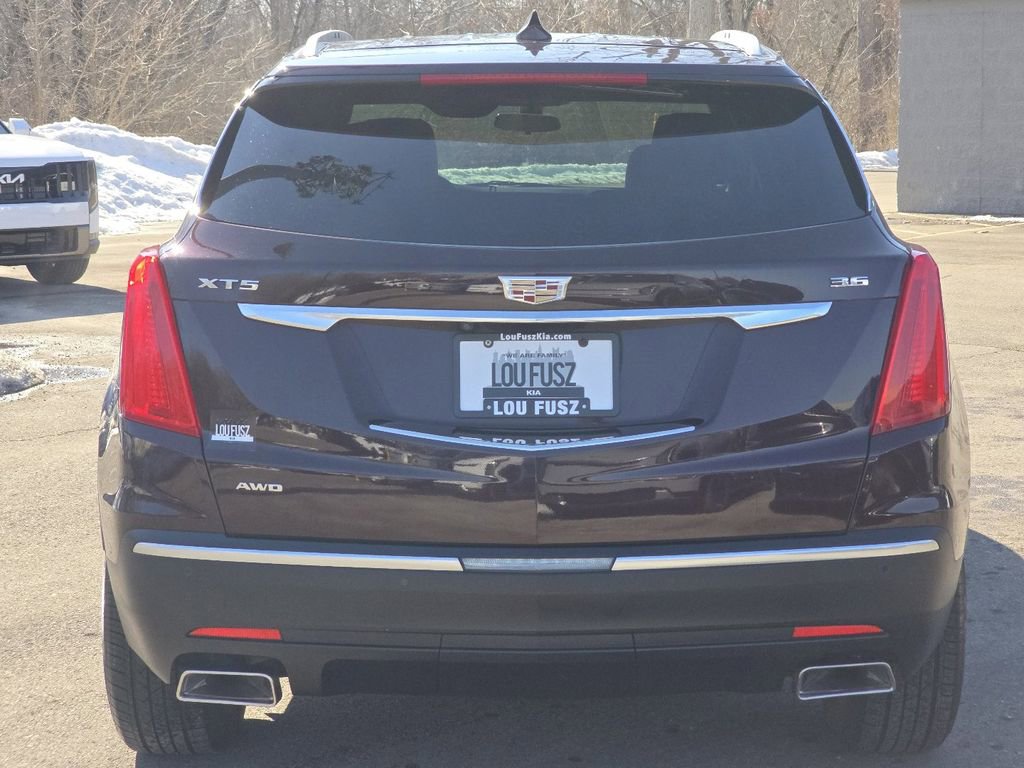 Used 2018 Cadillac XT5 AWD image 13