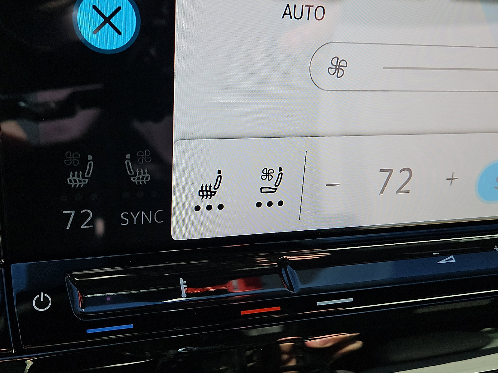 Used 2025 Volkswagen Atlas Cross Sport SEL Premium R-Line image 17