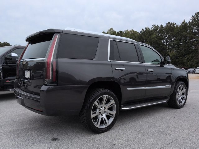 Used 2015 Cadillac Escalade Luxury AWD/4WD image 3