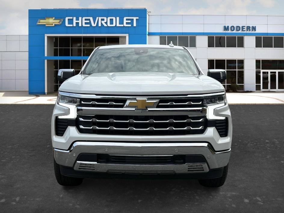 Used 2024 Chevrolet Silverado 1500 LTZ AWD/4WD image 7