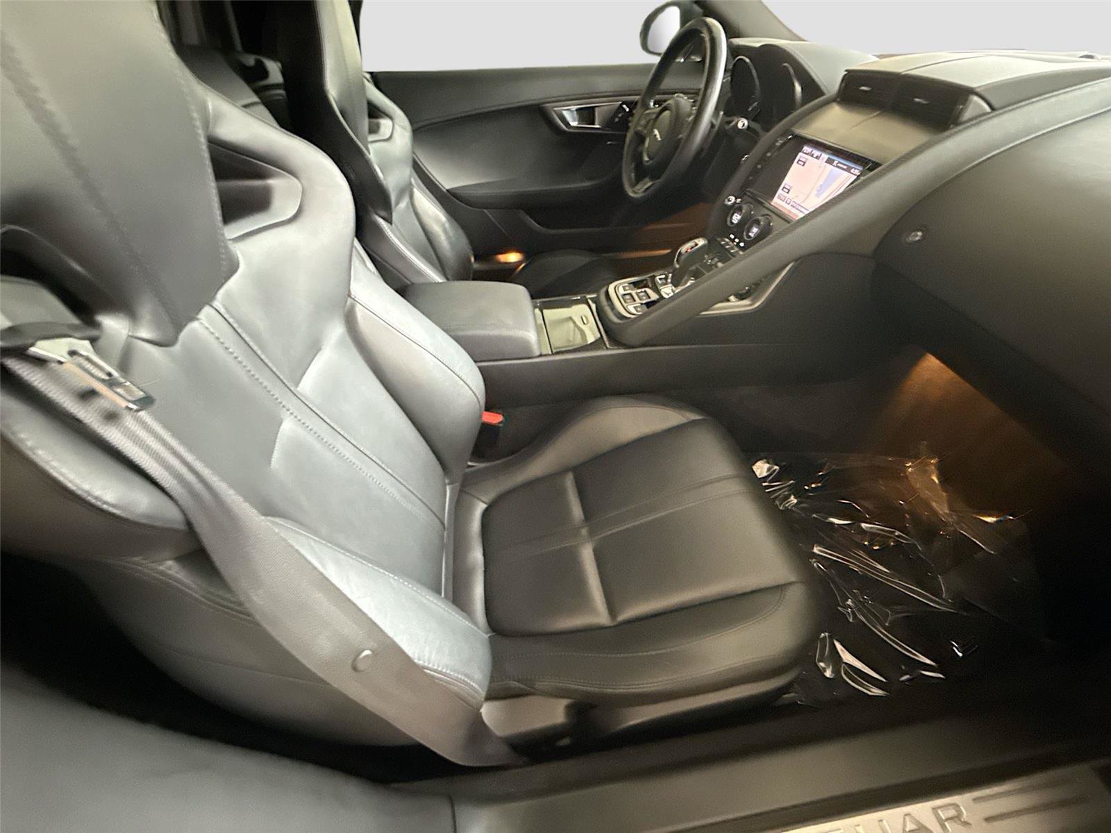 Used 2014 Jaguar F-TYPE Convertible RWD image 25