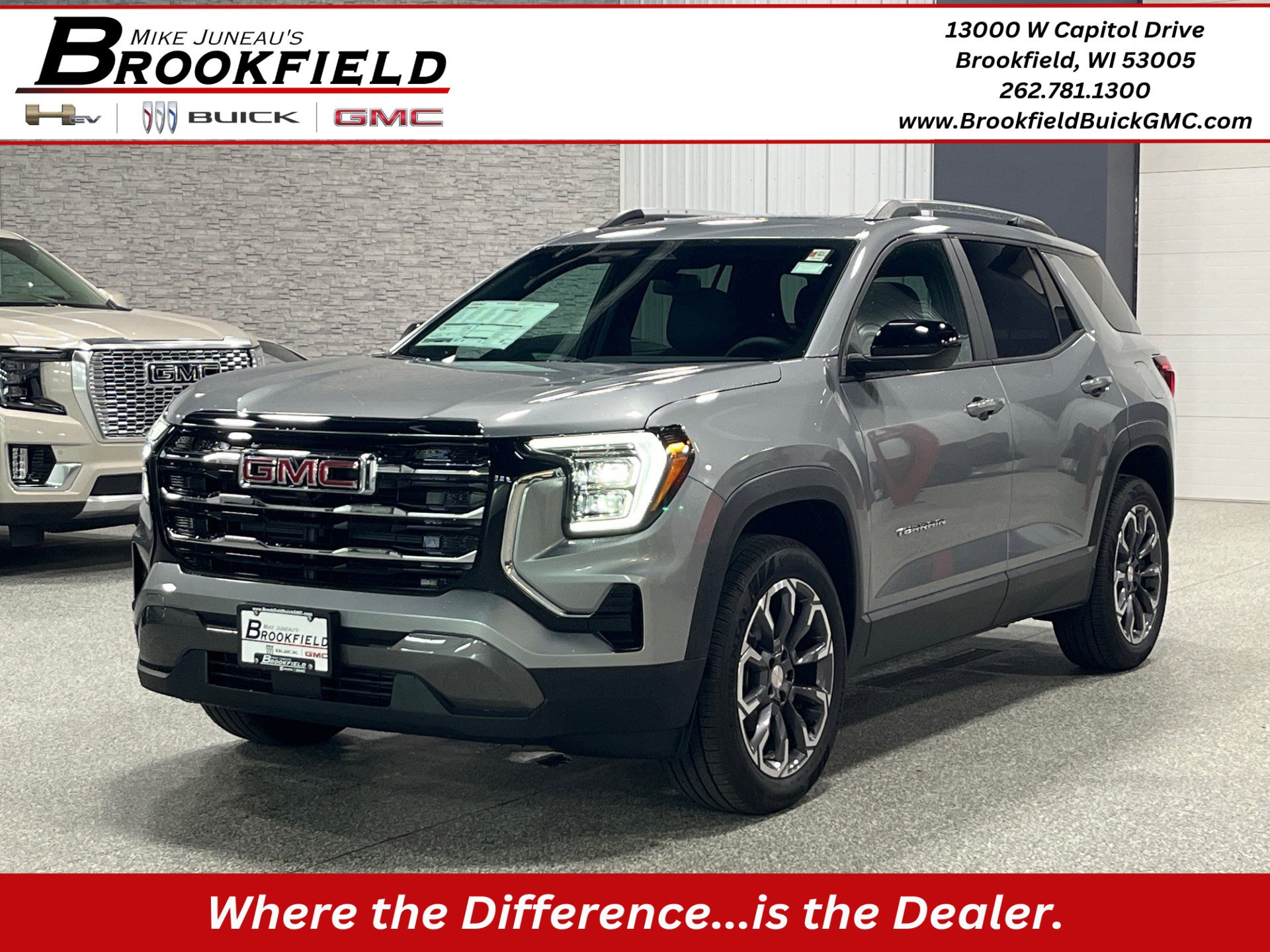 New 2026 GMC Terrain Elevation w/ Elevation Premium Package