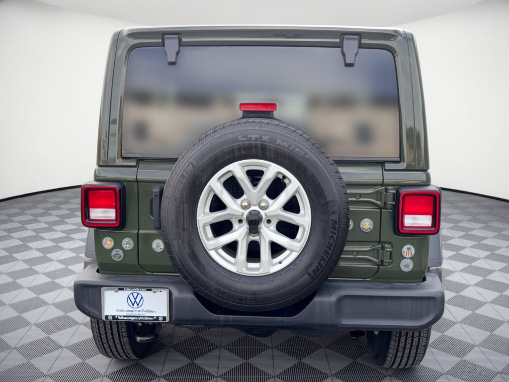 Used 2023 Jeep Wrangler Unlimited Sport w/ Sun And Sound Package AWD/4WD image 11