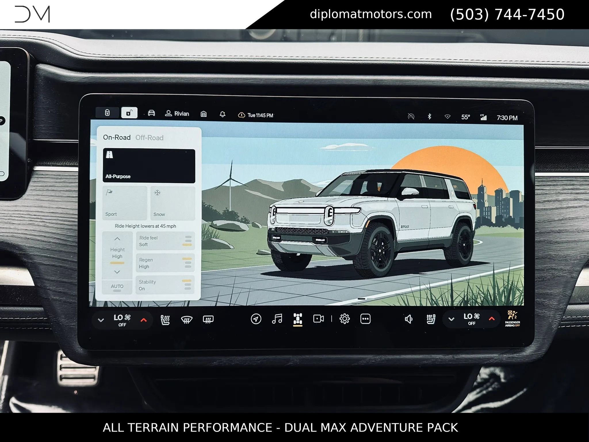 Used 2024 Rivian R1S Adventure image 37