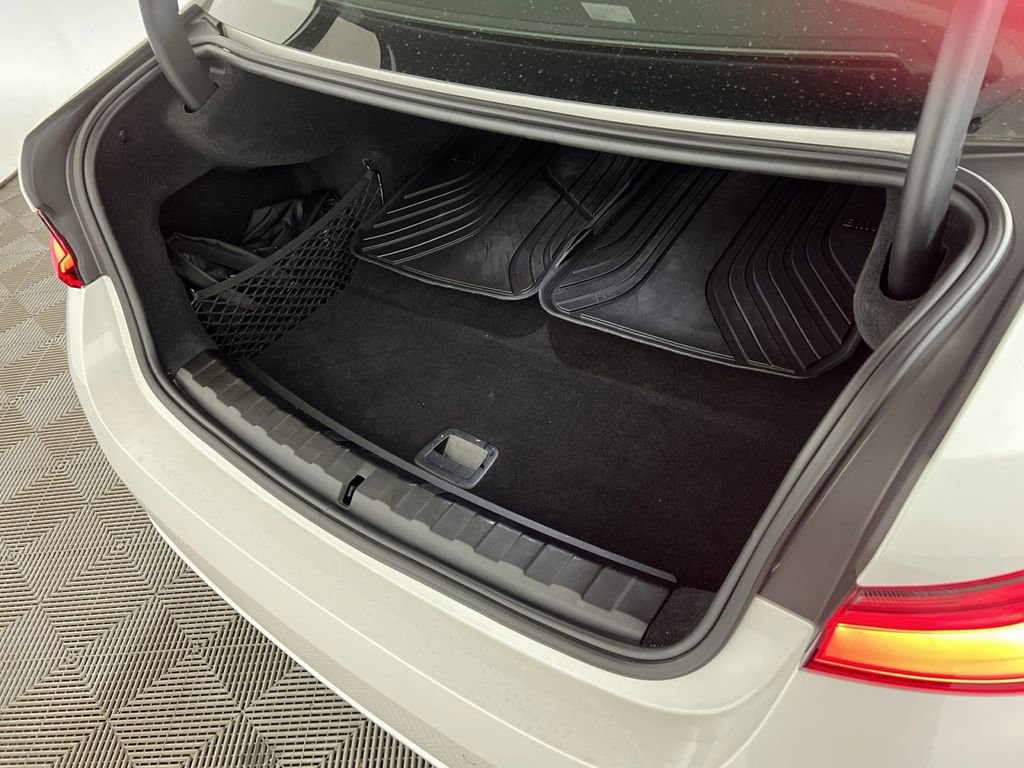 Used 2023 BMW 330e xDrive w/ Premium Package image 24