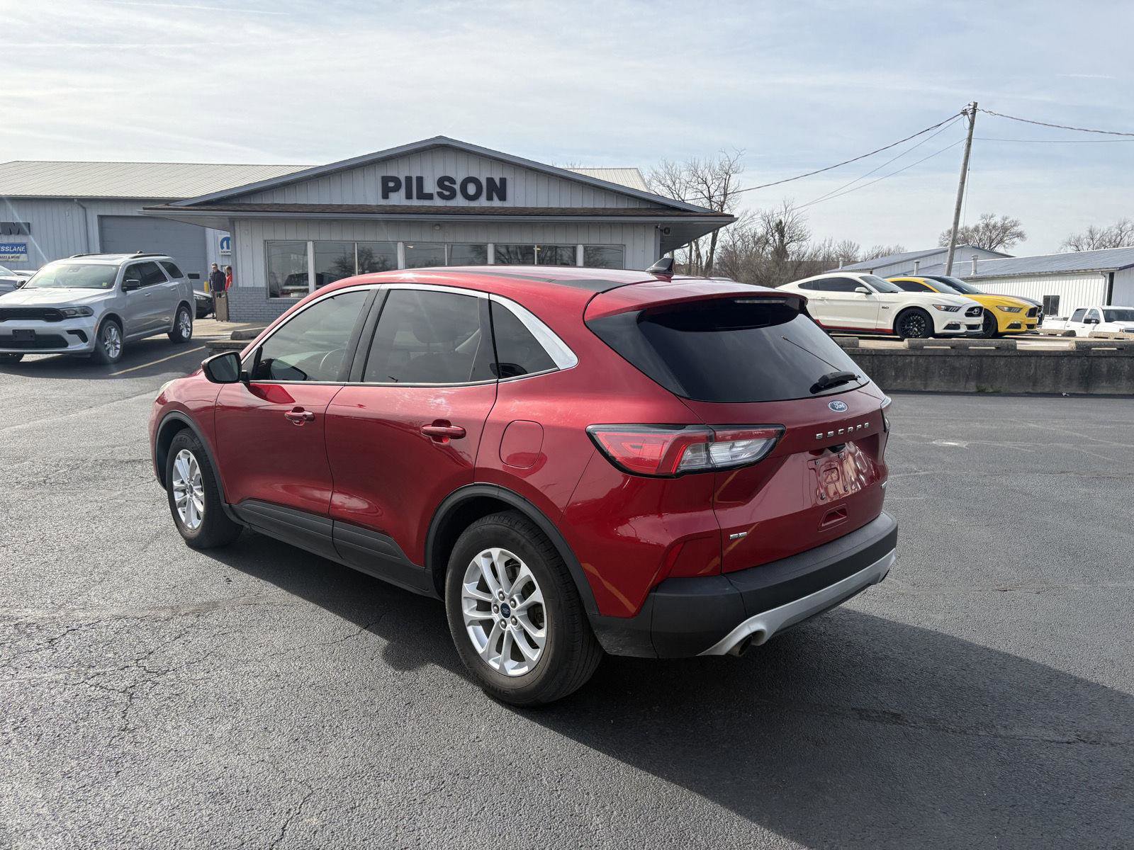 Used 2020 Ford Escape SE FWD image 20