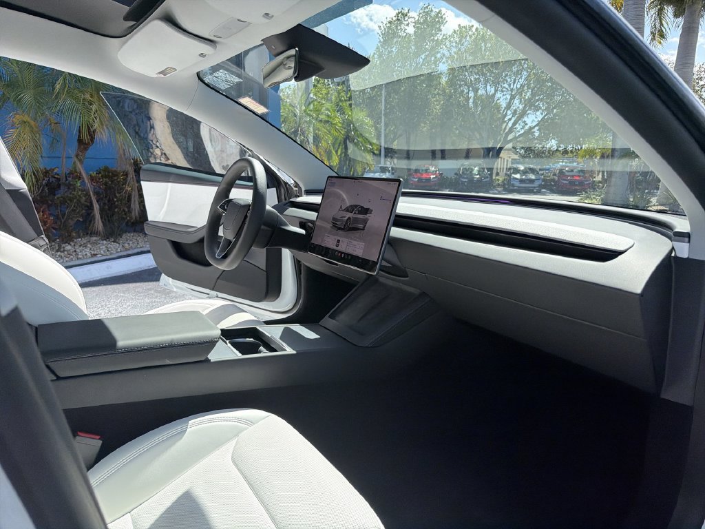Used 2026 Tesla Model 3 RWD image 33