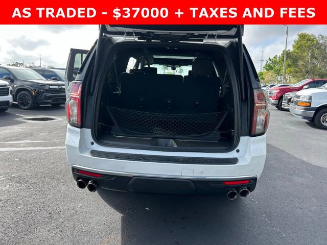 Used 2021 Chevrolet Suburban Premier w/ Premium Package image 17