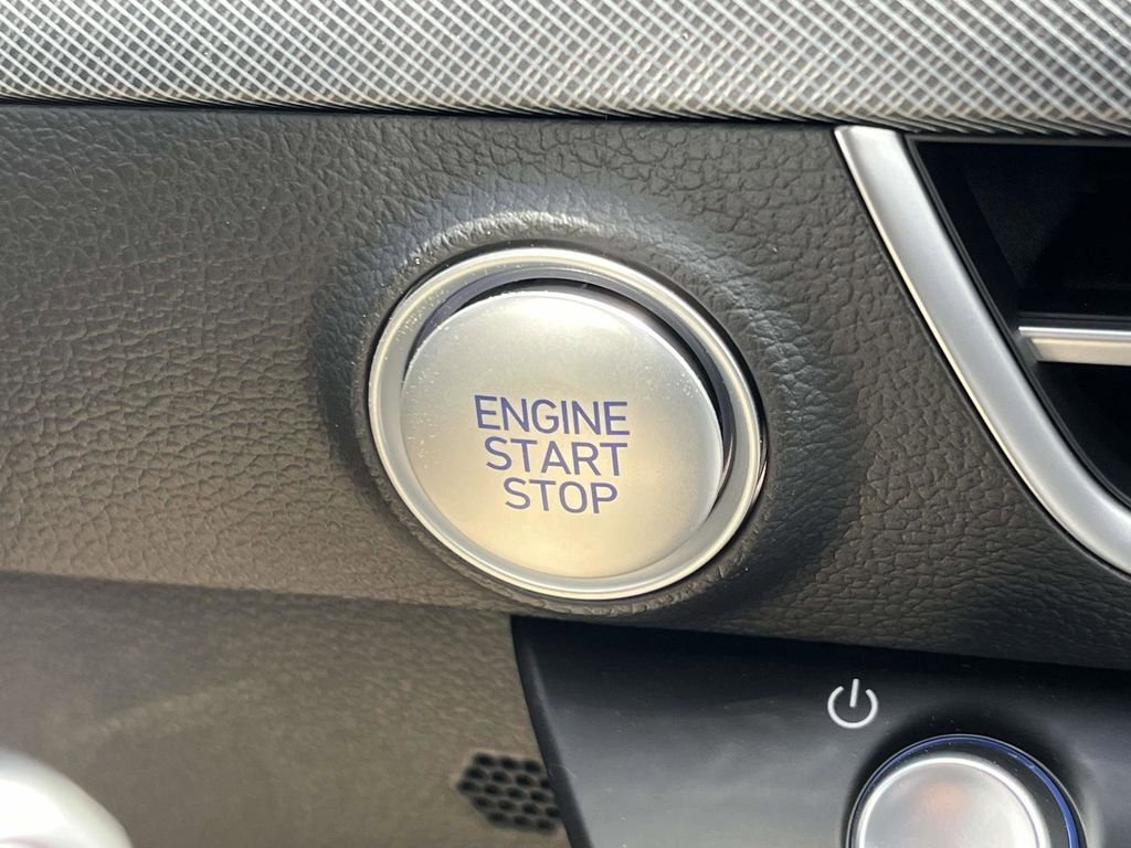 New 2026 Hyundai Sonata SEL FWD image 23