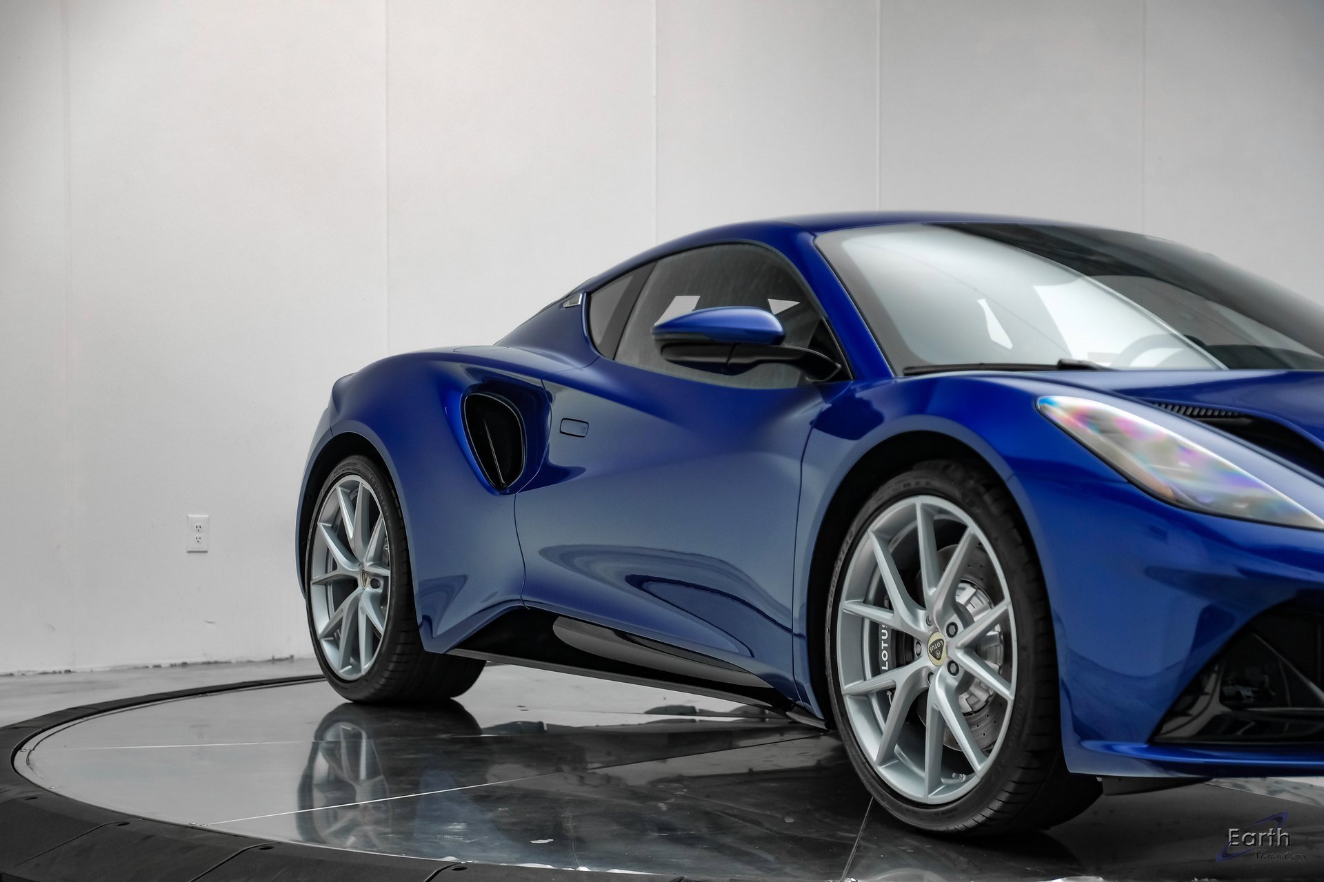 New 2025 Lotus Emira image 23