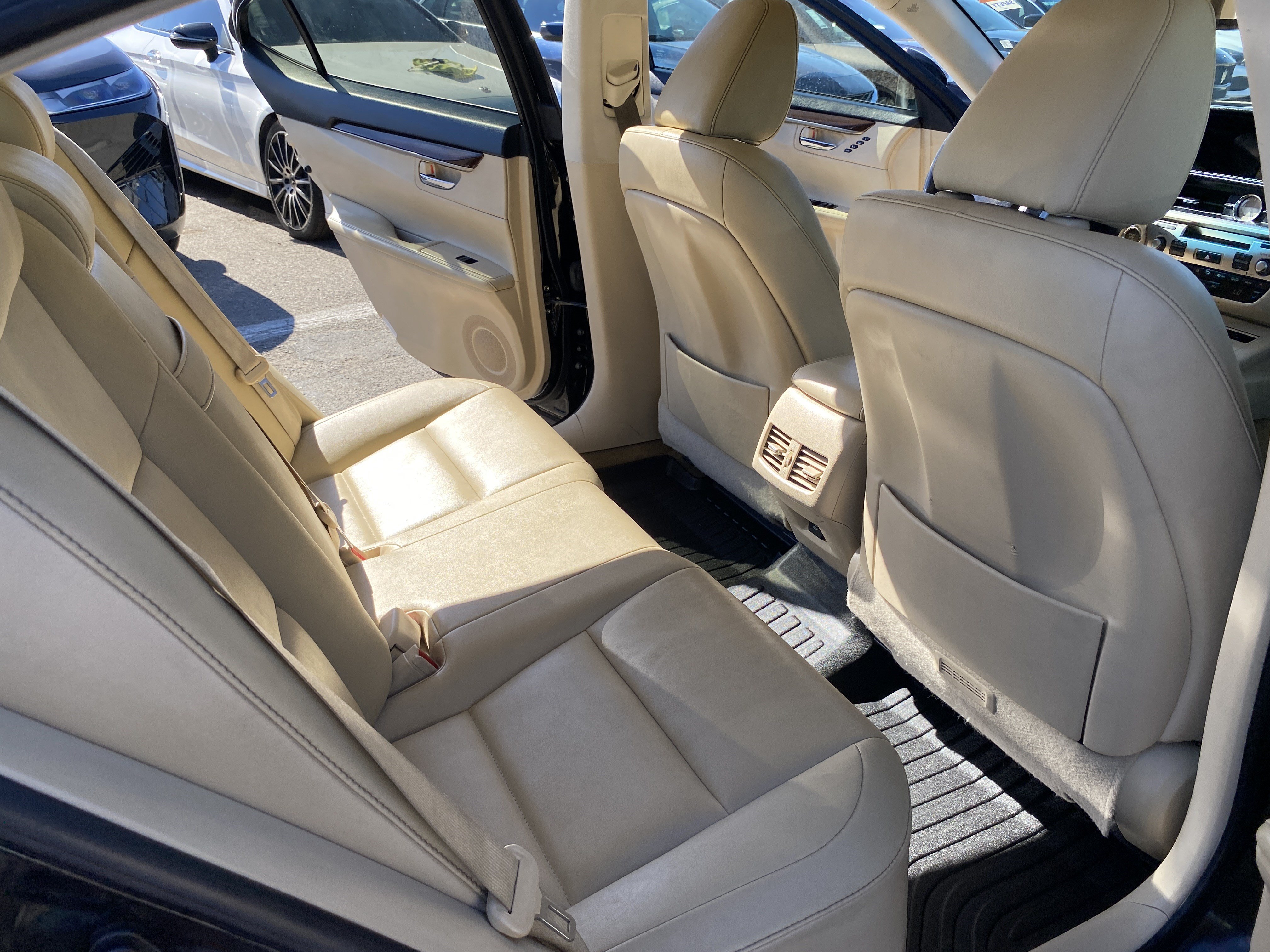 Used 2013 Lexus ES 350 w/ Premium Pkg FWD image 17