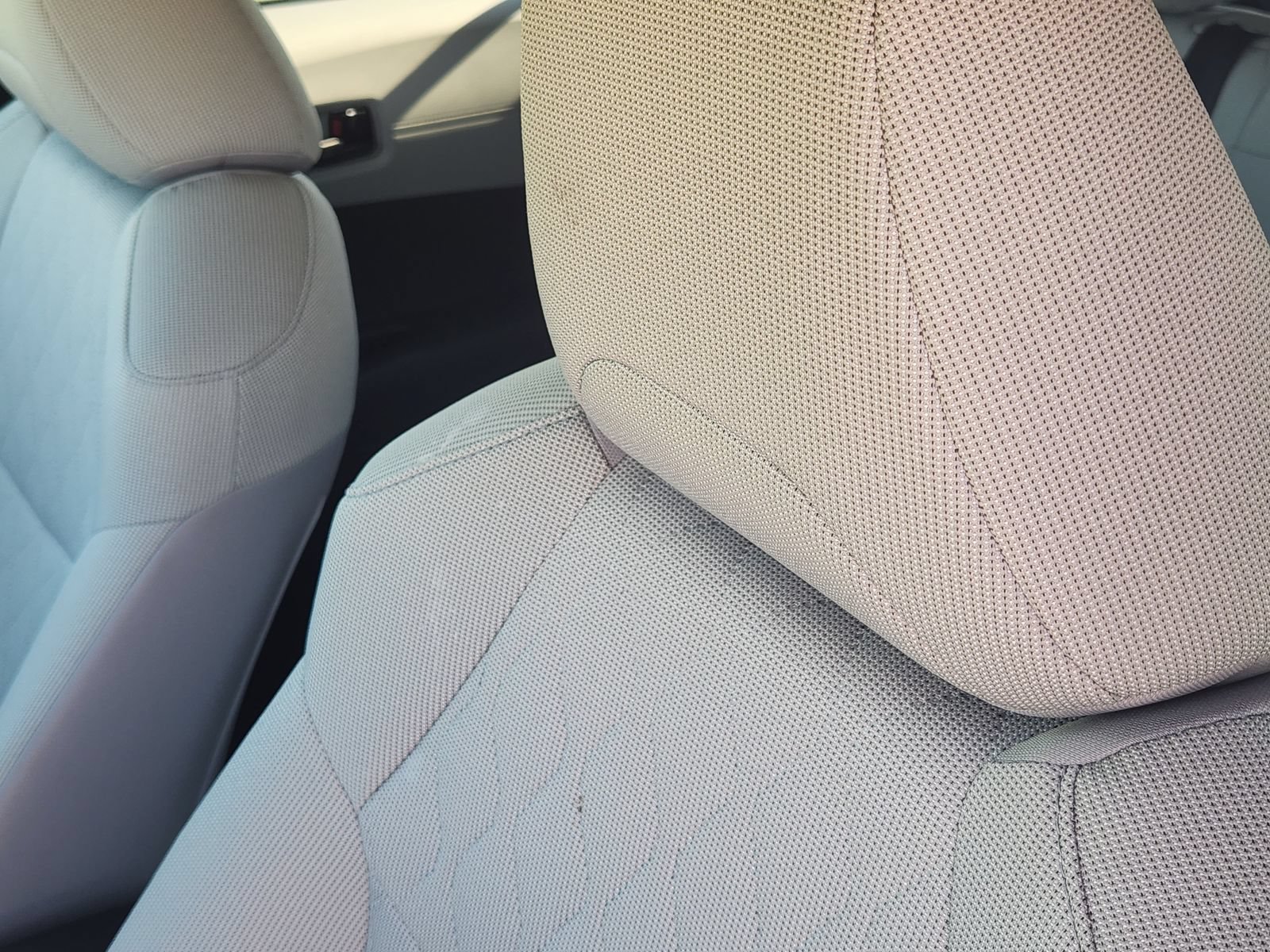 Used 2026 Toyota Corolla Cross LE w/ Moonroof Package FWD image 18