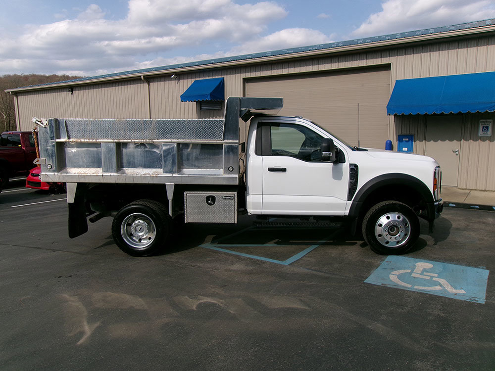 Used 2024 Ford F450 XLT w/ XLT Value Package image 6