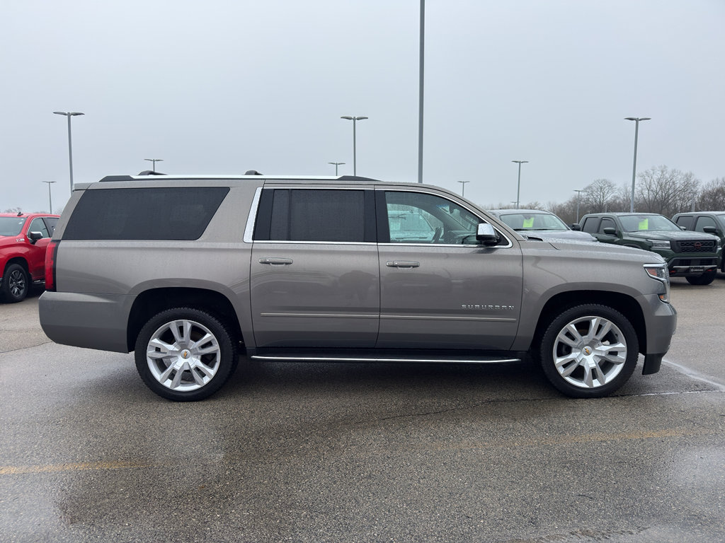 Used 2017 Chevrolet Suburban Premier image 4