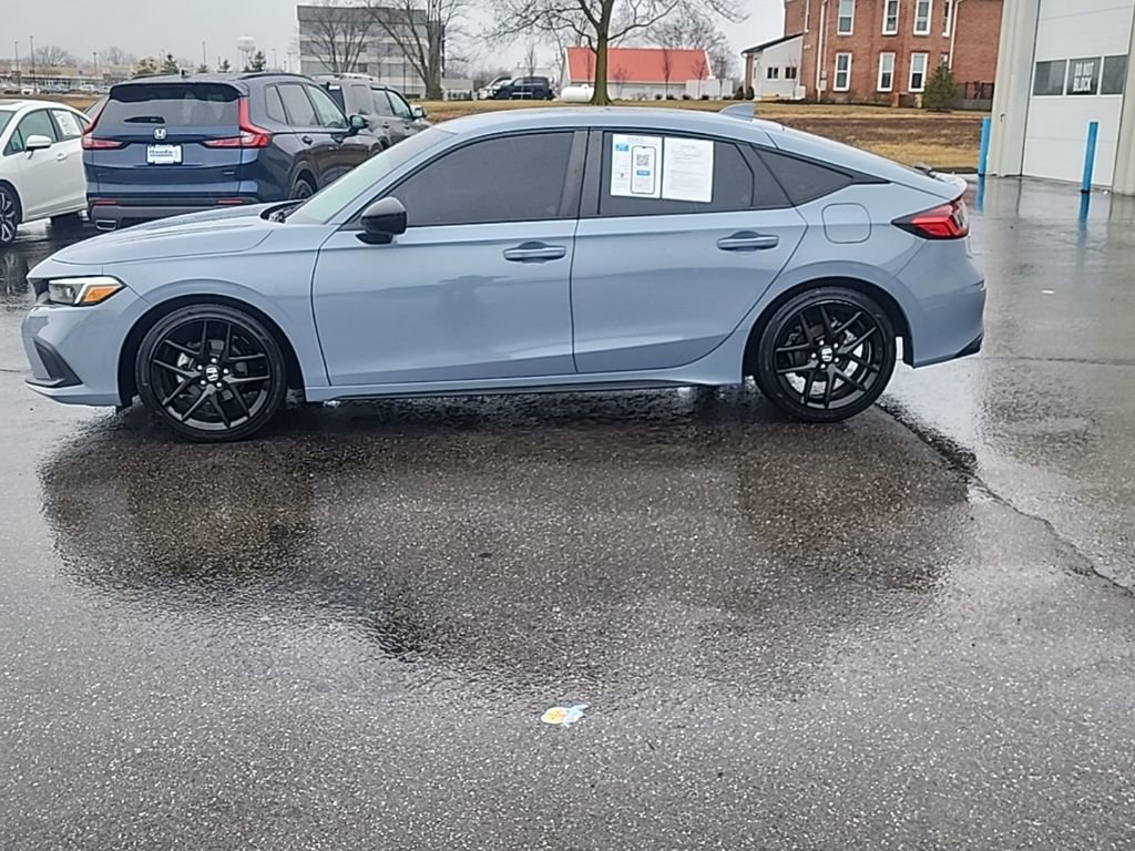 Used 2024 Honda Civic Sport image 4