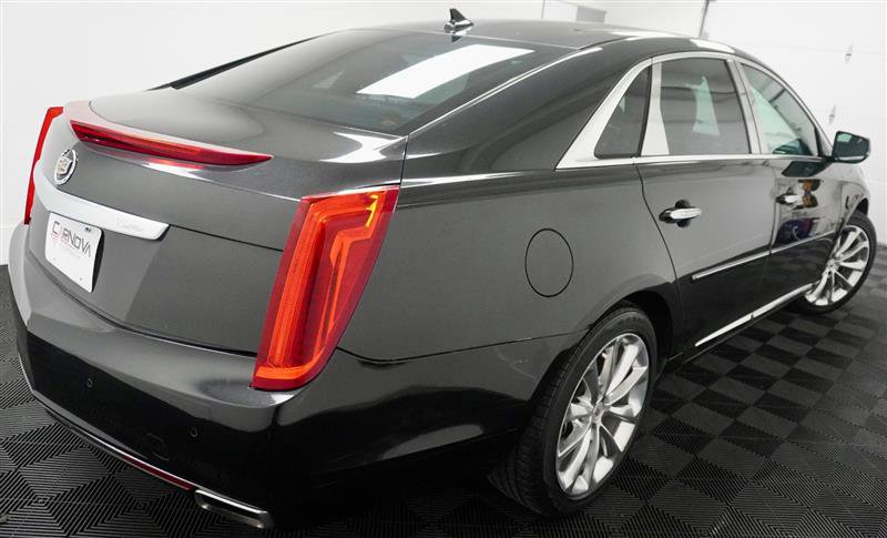 Used 2013 Cadillac XTS Premium image 7