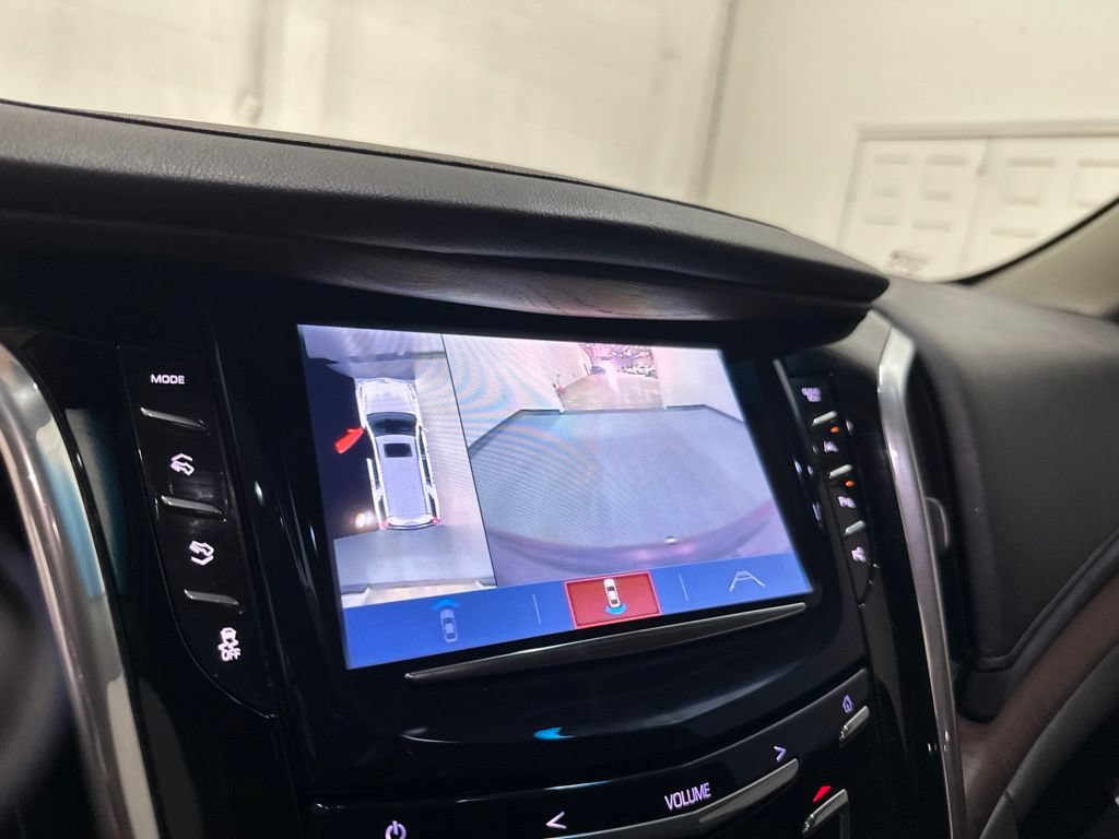 Used 2018 Cadillac Escalade ESV Premium Luxury RWD image 48