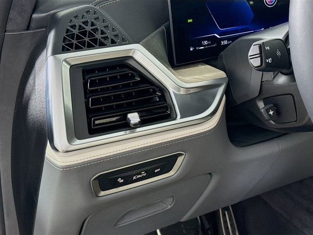 Used 2026 BMW ALPINA XB7 AWD/4WD image 10