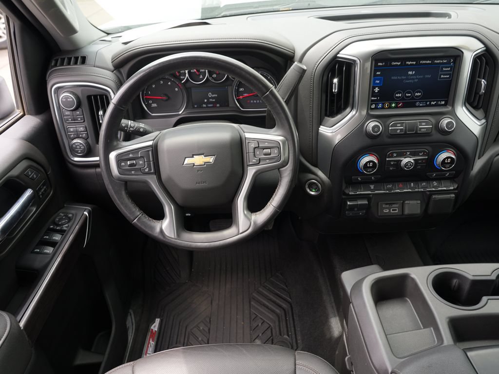 Used 2022 Chevrolet Silverado 3500 LTZ AWD/4WD image 21