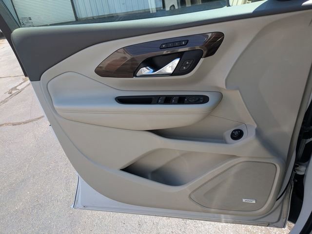 Used 2019 GMC Terrain Denali w/ Advanced Safety Package AWD/4WD image 11