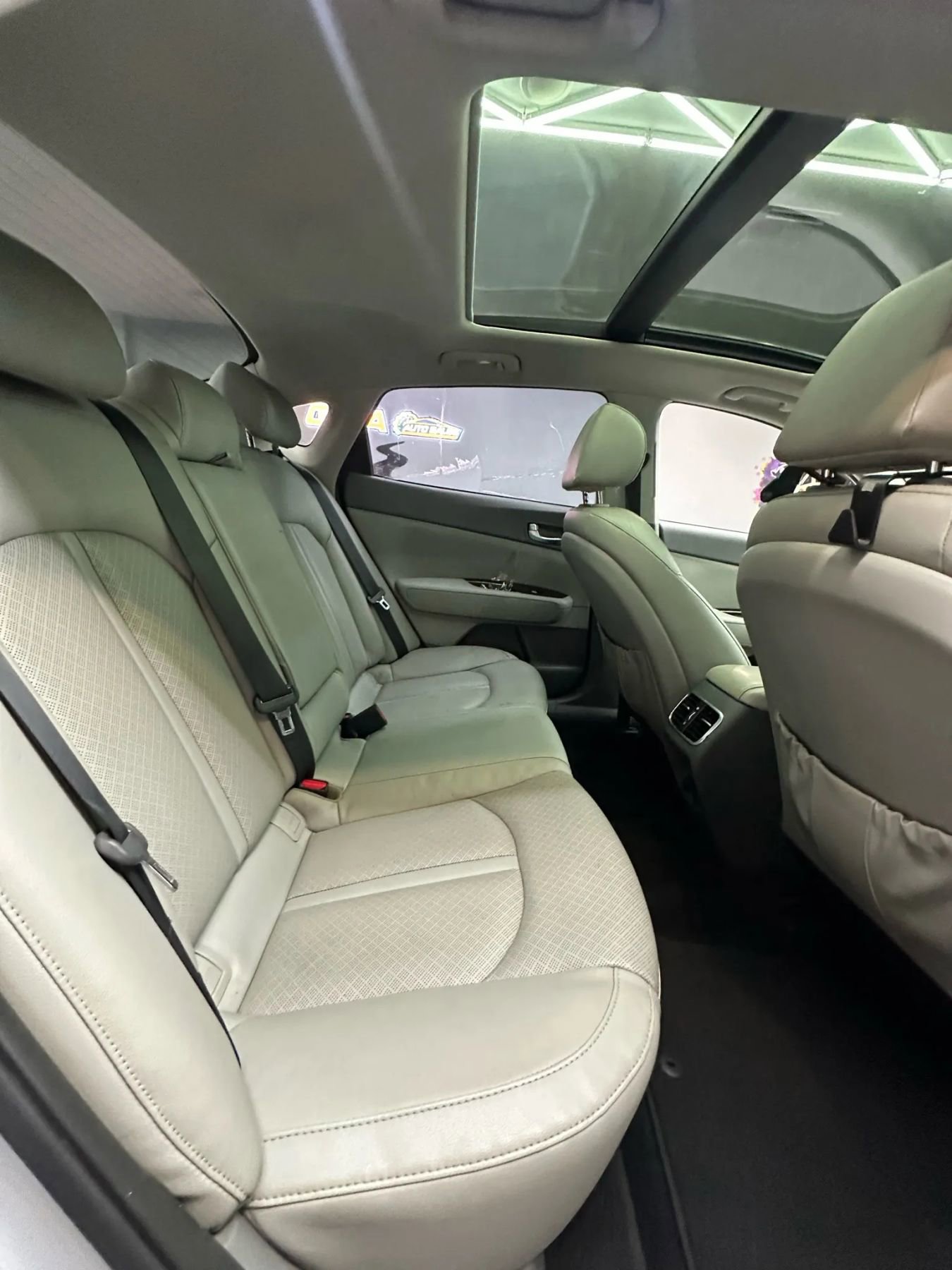 Used 2016 Kia Optima EX w/ Premium Package image 25