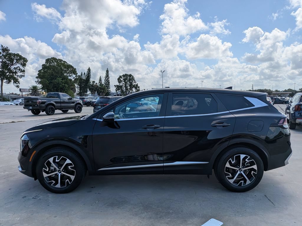 Certified 2024 Kia Sportage EX FWD image 5