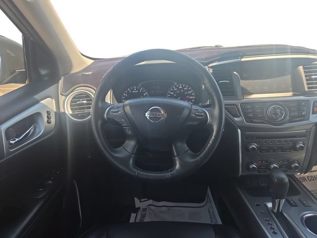 Used 2019 Nissan Pathfinder SL AWD/4WD image 11