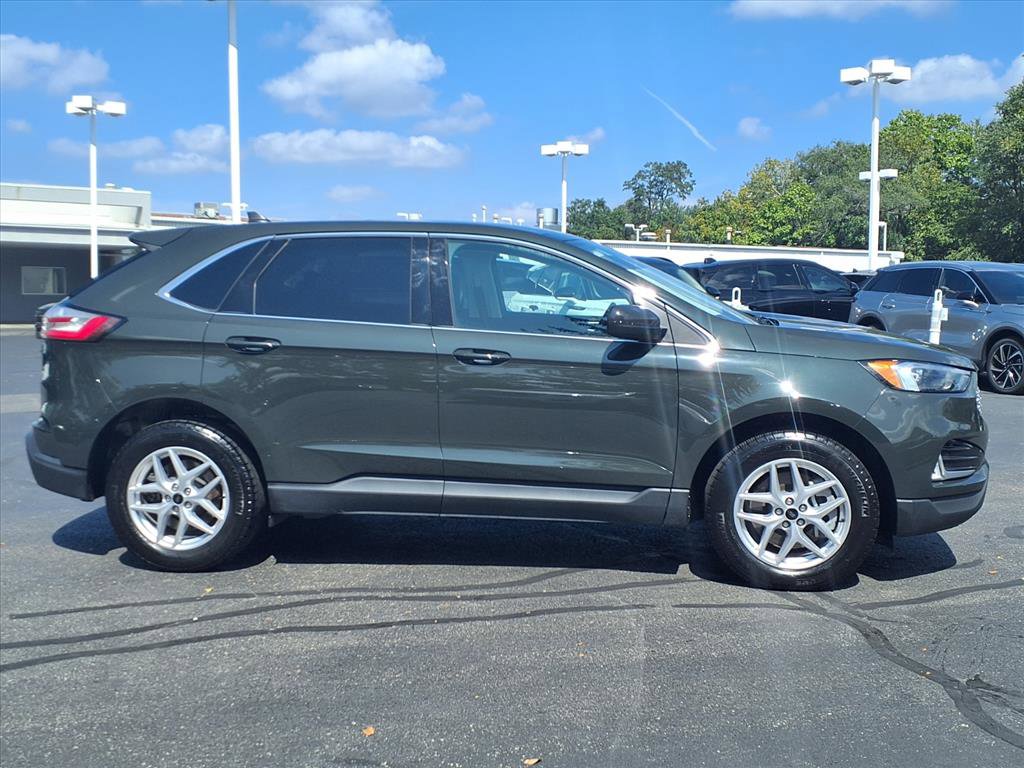 Used 2023 Ford Edge SEL w/ Convenience Package image 8