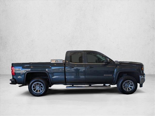 Used 2018 GMC Sierra 1500 SLE w/ SLE Value Package image 4