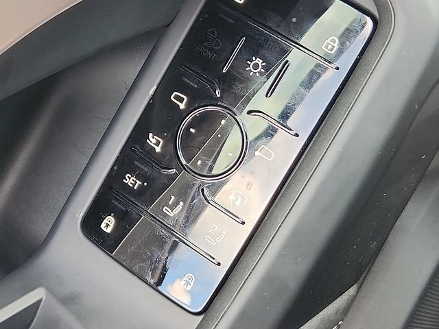 Used 2025 Audi Q5 Premium AWD/4WD image 25