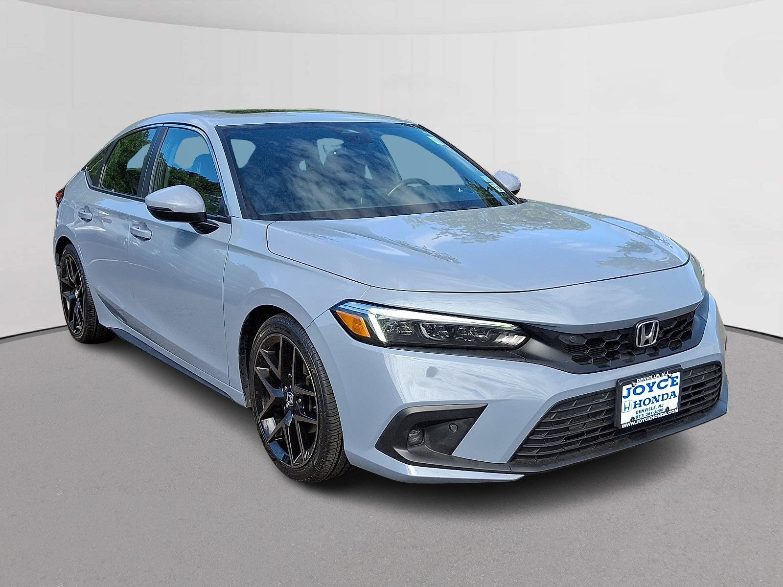 Certified 2024 Honda Civic Sport Touring image 2