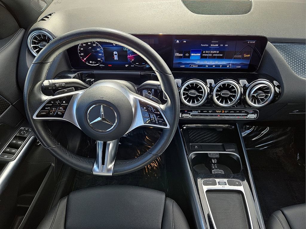 Used 2025 Mercedes-Benz GLA 250 image 17