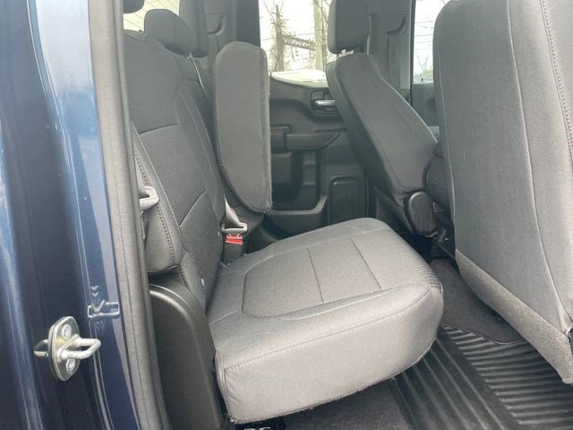 Used 2020 Chevrolet Silverado 1500 Custom w/ Custom Value Package AWD/4WD image 18