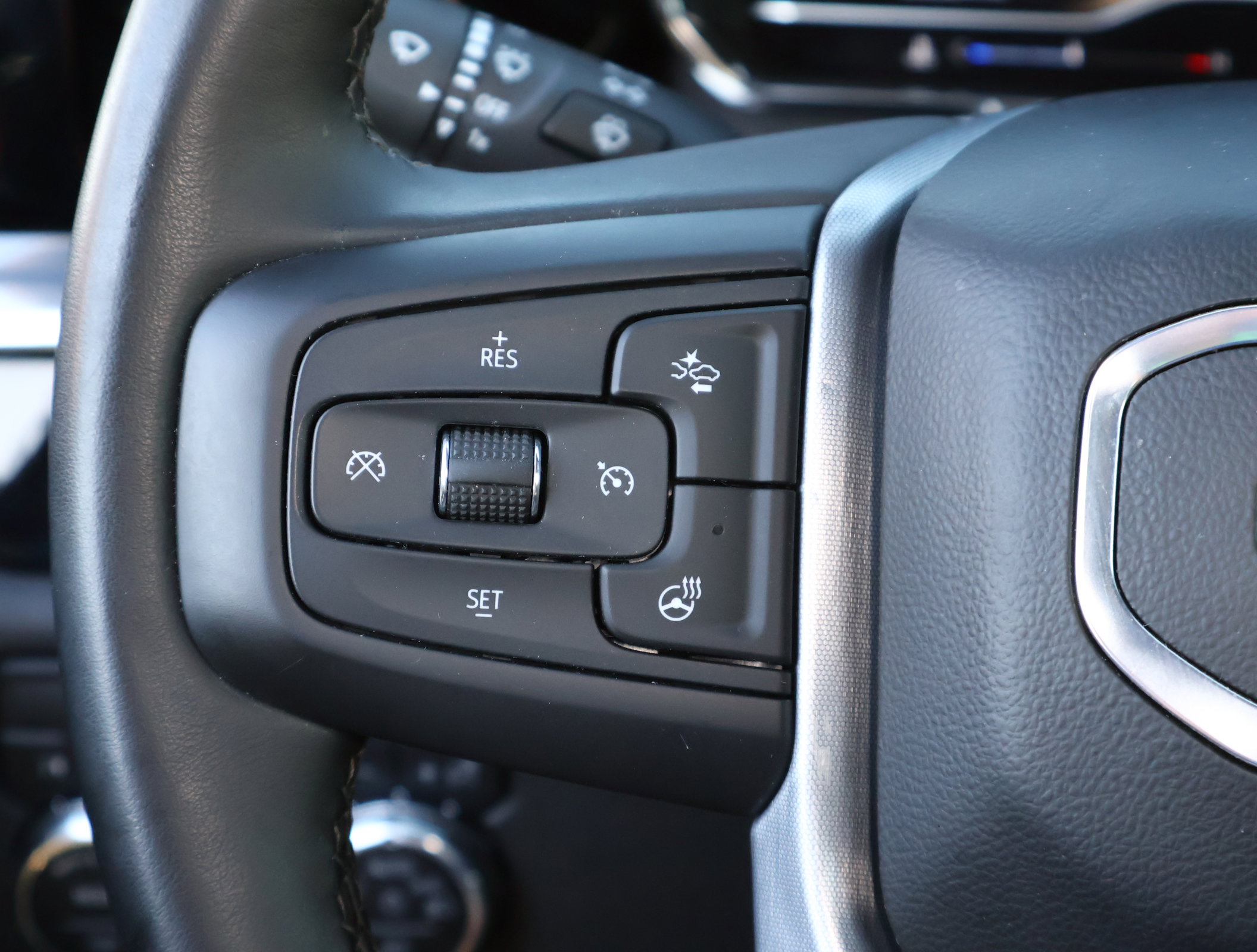 Used 2024 GMC Sierra 1500 Elevation image 14