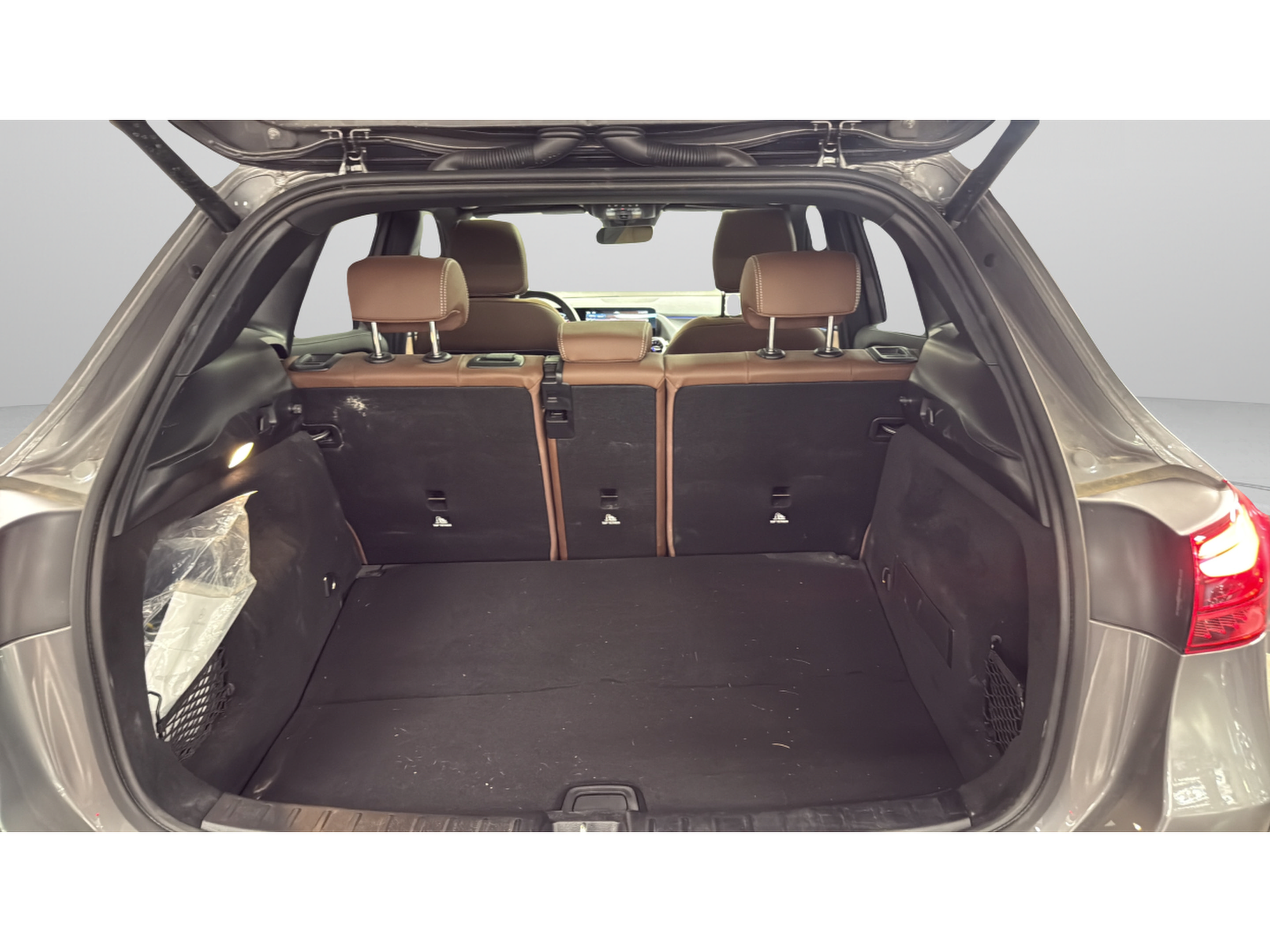 Certified 2025 Mercedes-Benz GLA 250 image 27