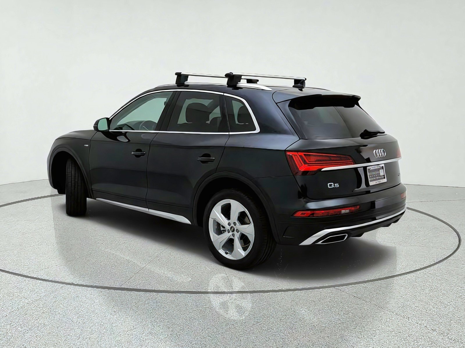 Used 2025 Audi Q5 2.0T Premium Plus w/ Premium Plus Package AWD/4WD image 12