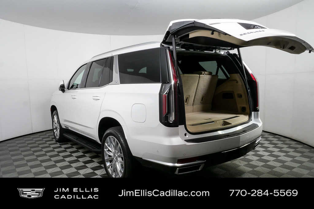 Used 2024 Cadillac Escalade Premium Luxury image 34