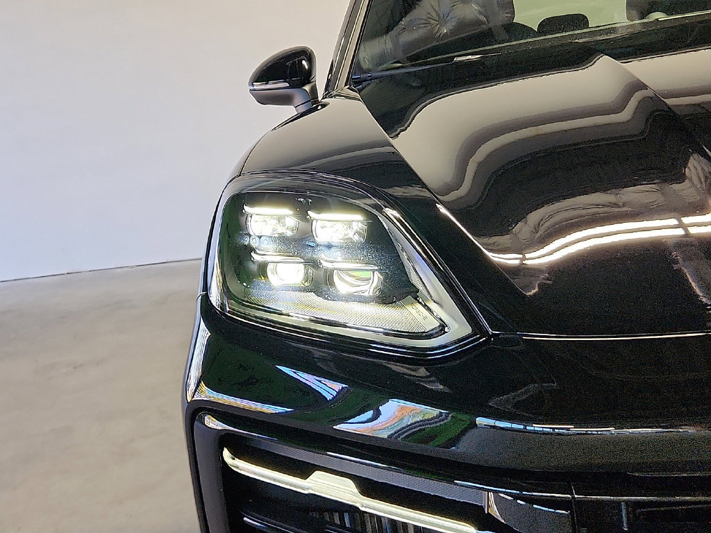 New 2027 Porsche Cayenne S AWD/4WD image 9