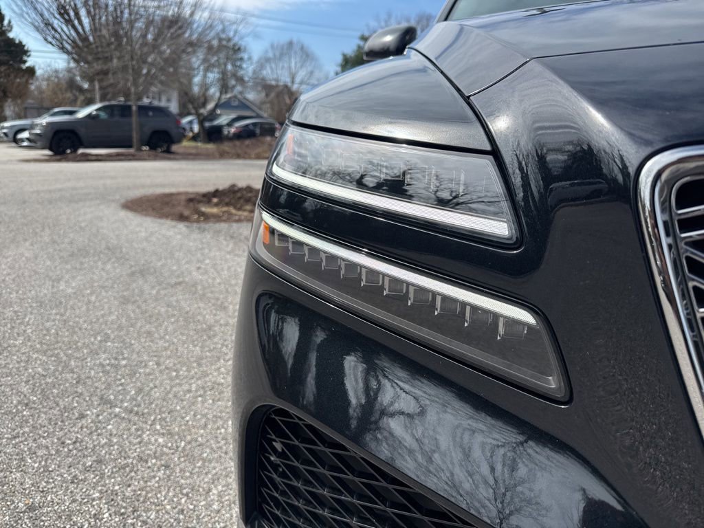 Used 2025 Genesis GV80 2.5T Advanced image 38