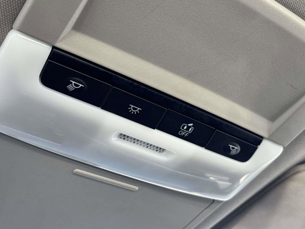 Used 2024 Nissan Altima 2.5 SV image 31