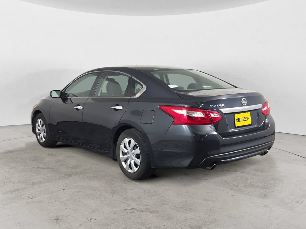 Used 2017 Nissan Altima 2.5 S w/ Power Driver Seat Package FWD image 7