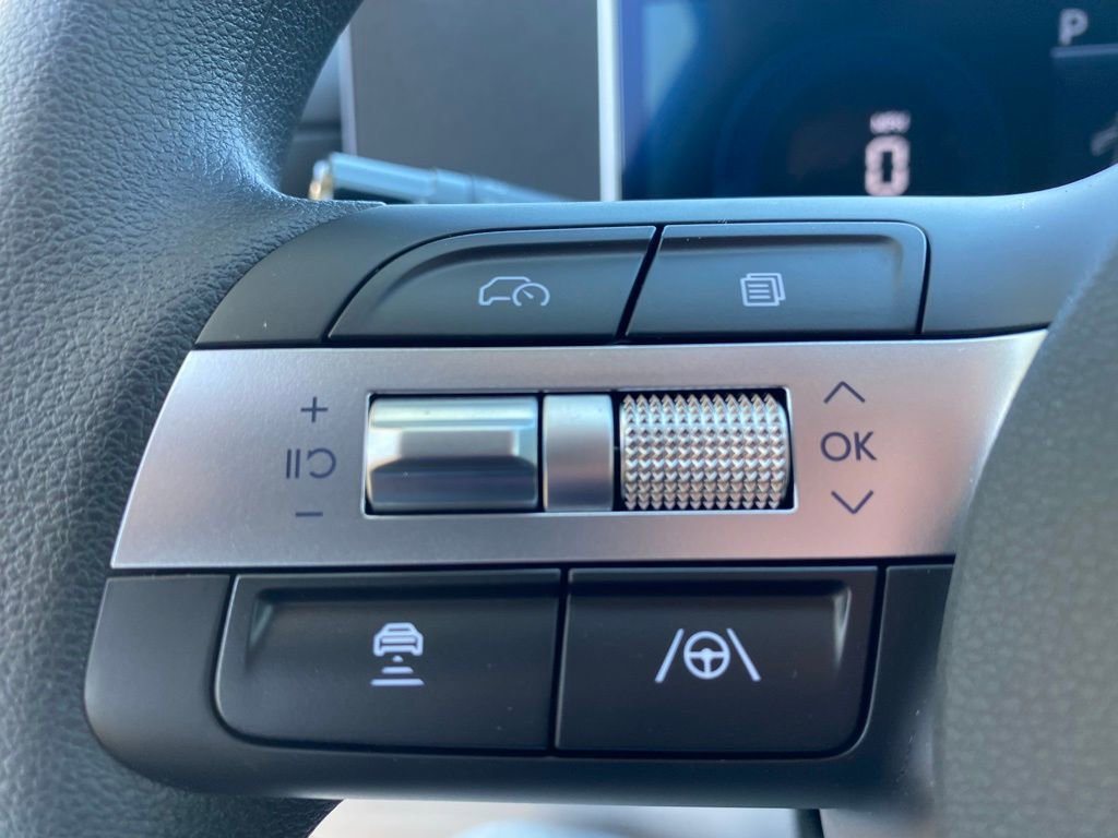 New 2026 Hyundai Tucson SE image 14