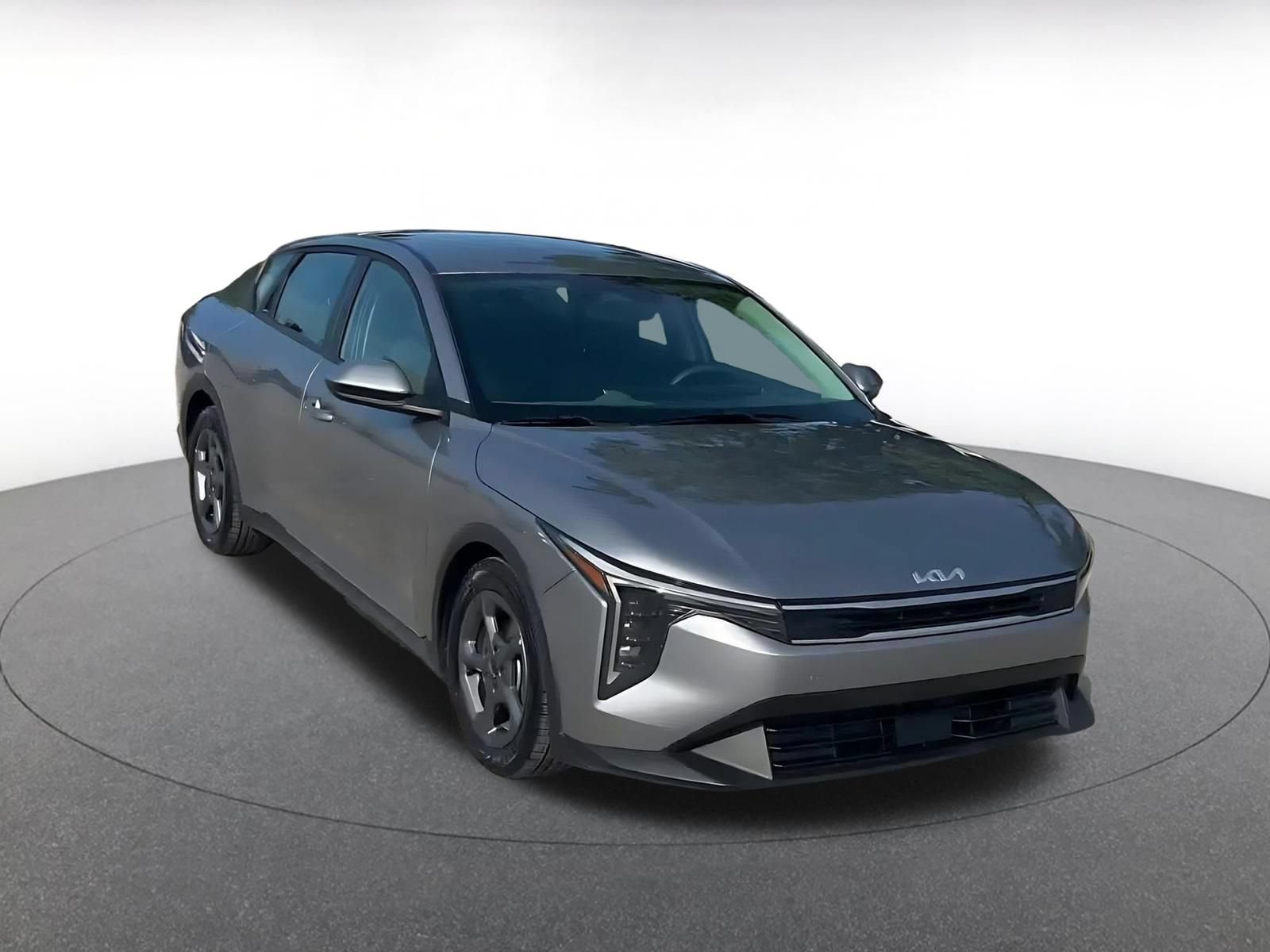 Used 2025 Kia K4 FWD image 3