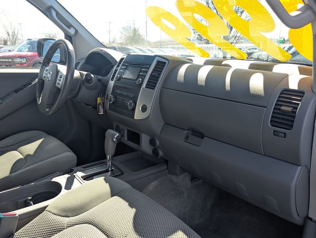 Used 2013 Nissan Frontier SV image 23