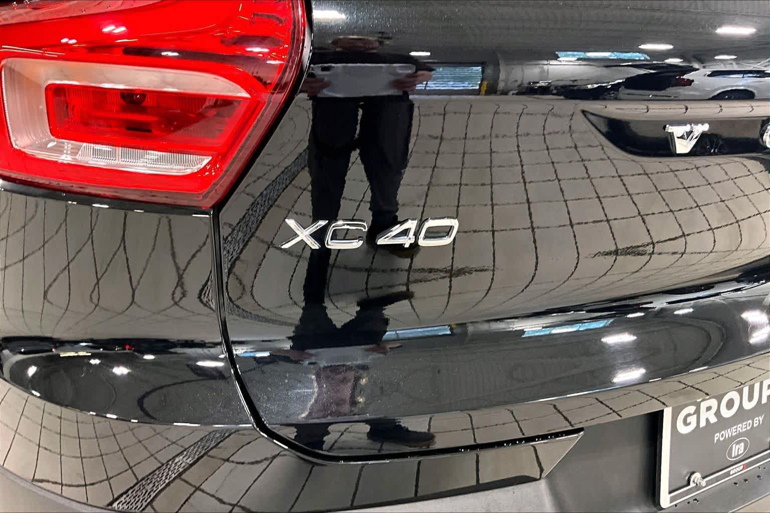 Used 2024 Volvo XC40 B5 Plus w/ Protection Package Premier AWD/4WD image 31