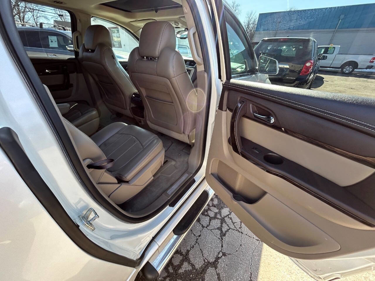 Used 2014 GMC Acadia Denali image 8